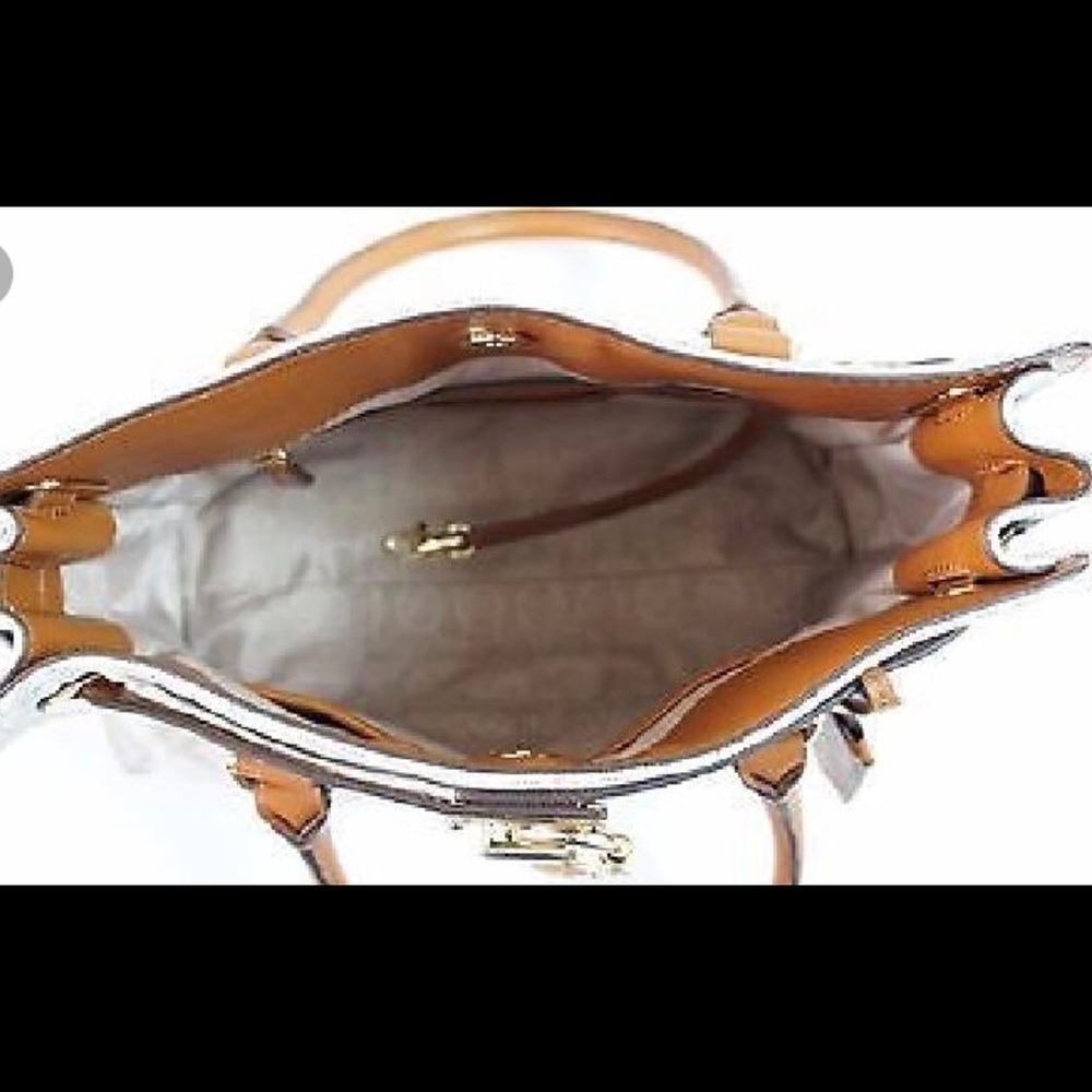 Michael Kors Hamilton Satchel Signature purse - Picture 2 of 3